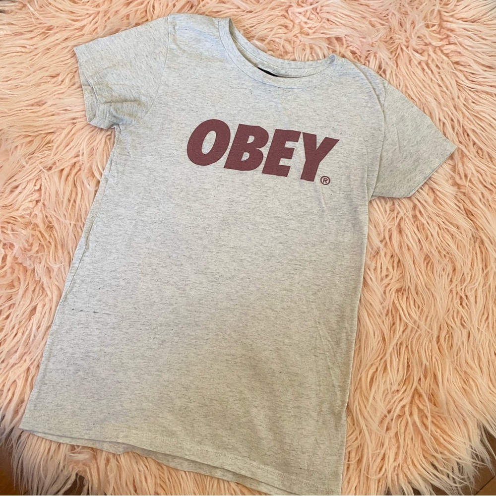 Obey Tee